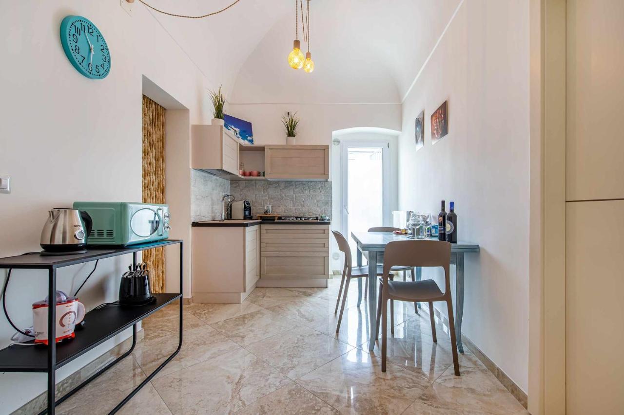 Zephir Apartments บรินดิซิ ภายนอก รูปภาพ